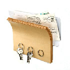 N�gleholder - lyst tr�