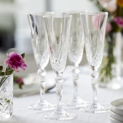 Se Lyngby Krystal Melodia Champagneglas - 4 stk. hos Fenomen