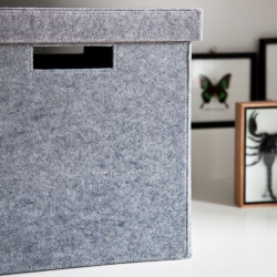 Hyldebox med lg - lysgr filt