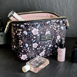 Mia toilettaske Coming Copenhagen - Floral Dream