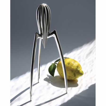 fuzzy spurv bue Alessi Juicy salif citruspresser designet af Philippe Stack