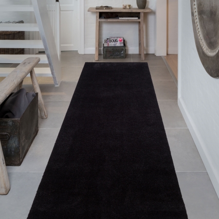 TICA tæppe i sort gulvløber 300 cm dansk design tæppe